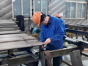 Pasokan strategis pipa baja presisi untuk keunggulan industri